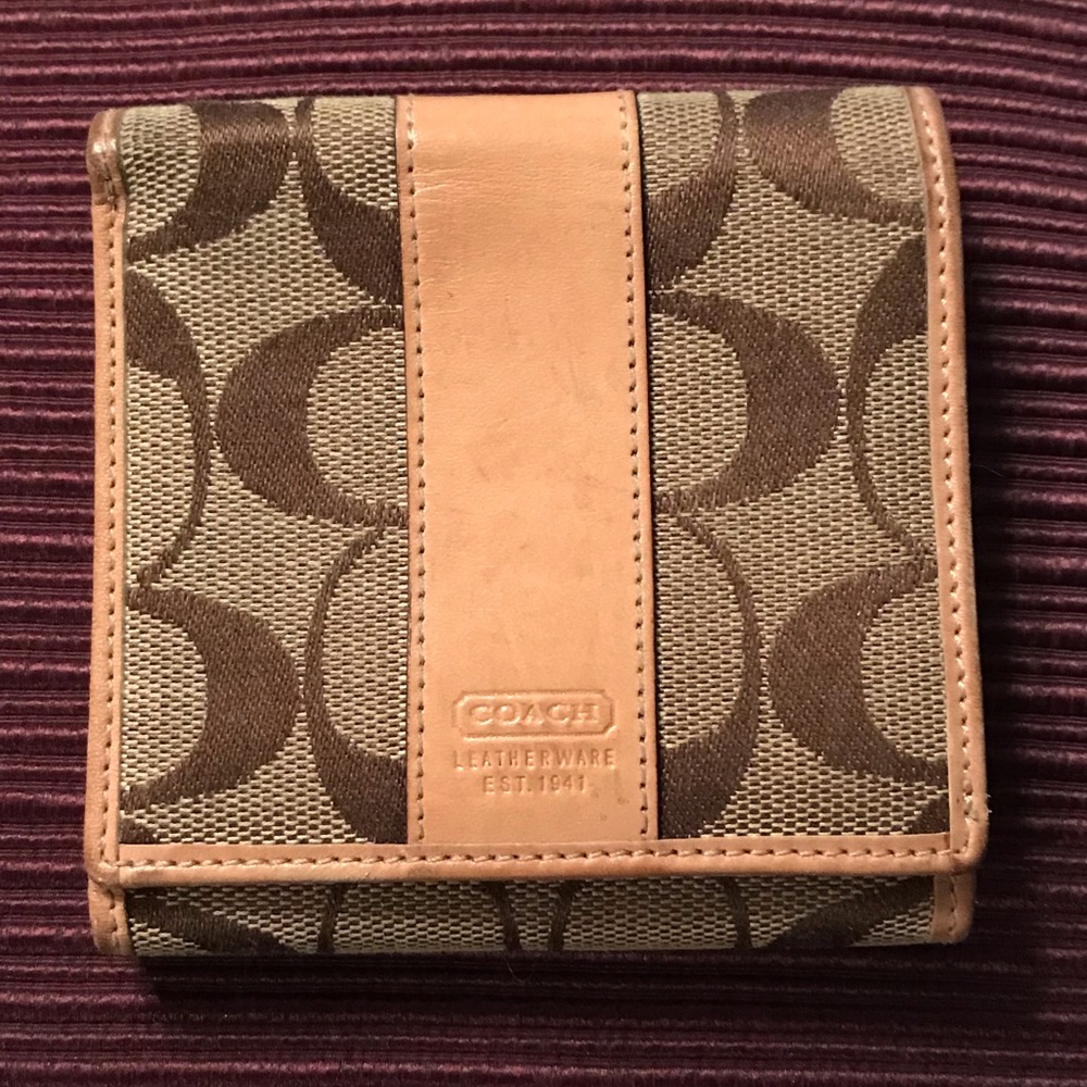 Tan Coach wallet